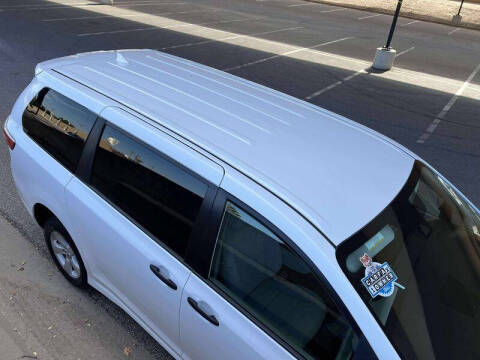 2019 Toyota Sienna L 7-Passenger