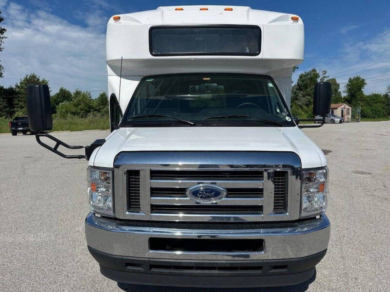 2025 Ford E-Series