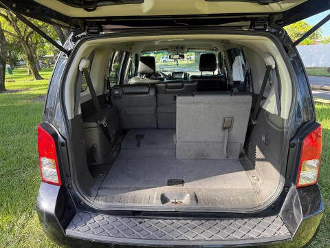 2011 Nissan Pathfinder Silver Edition
