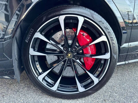 2024 Lamborghini Urus S