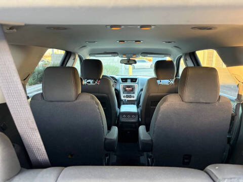 2015 GMC Acadia SLE-2