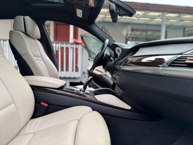 2013 BMW X6 xDrive50i