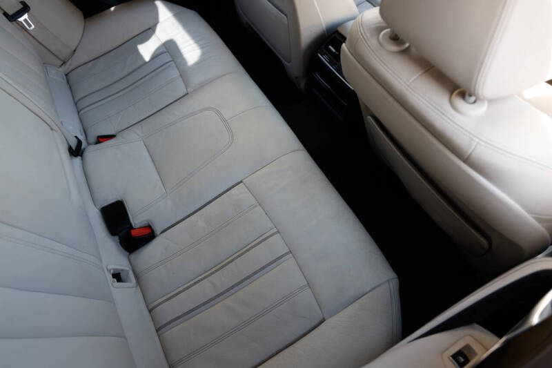 2017 BMW 5 Series 540i