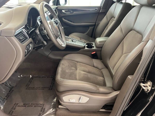 2017 Porsche Macan