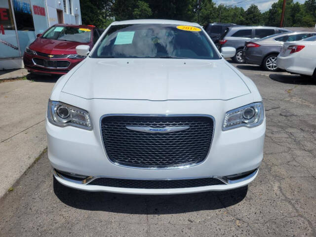 2018 Chrysler 300 for sale at DAGO'S AUTO SALES LLC in Dalton, GA