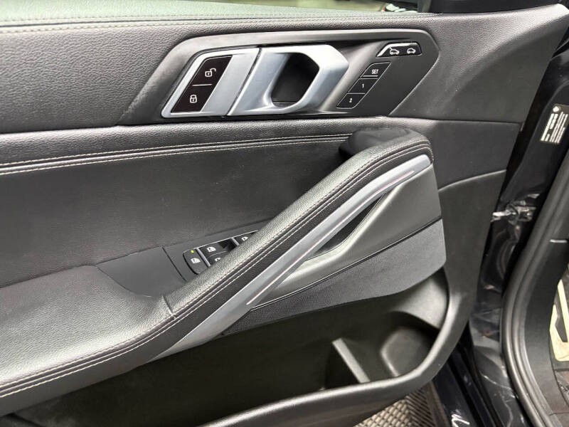 2021 BMW X6 sDrive40i