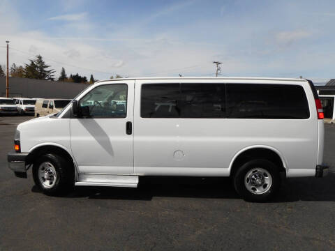 2017 Chevrolet Express LT 3500