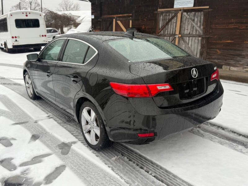 2015 Acura ILX 2.0L w/Tech