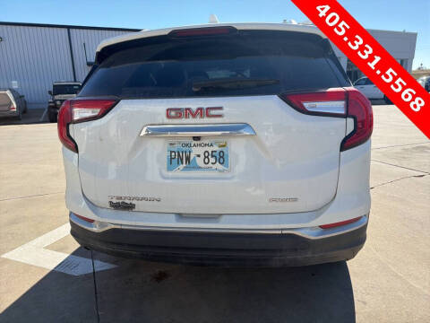 2023 GMC Terrain SLT