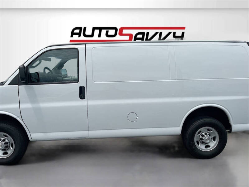 2023 Chevrolet Express 2500