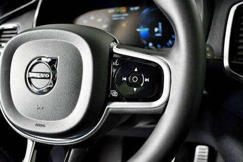 2022 Volvo XC90 Recharge T8 R-Design