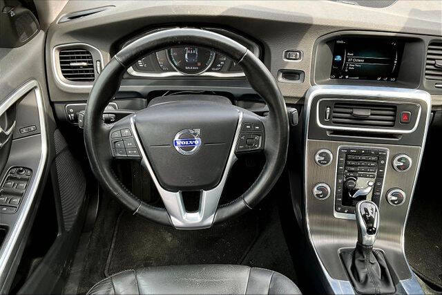 2015 Volvo S60 T5 Platinum