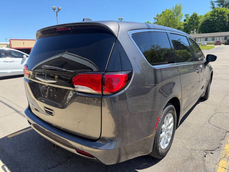 2017 Chrysler Pacifica Touring