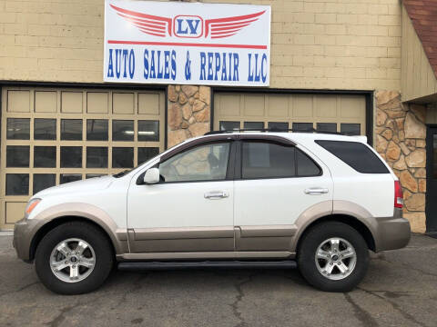 2004 Kia Sorento for sale at LV Auto Sales & Repair, LLC in Yakima WA