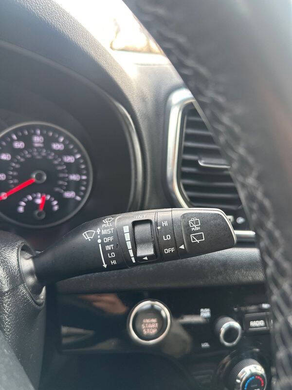 2022 Kia Sportage EX