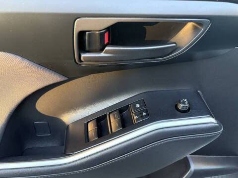 2020 Toyota Highlander L