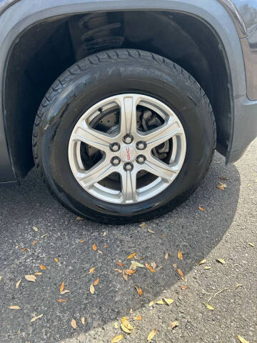 2018 GMC Acadia SLE-1