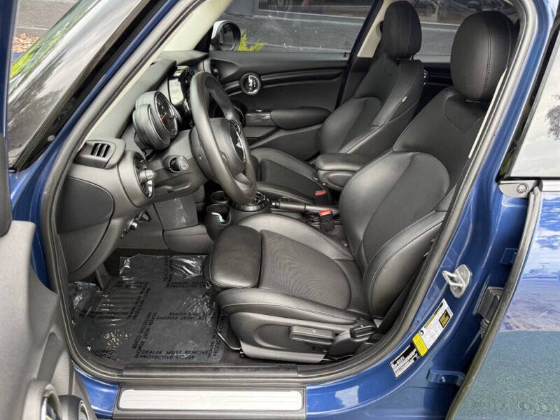 2016 MINI Hardtop 4 Door Cooper