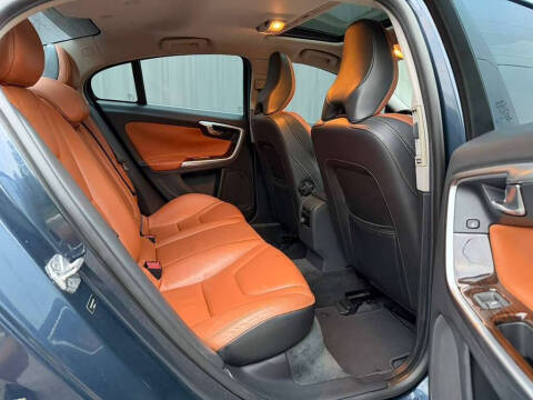 2014 Volvo S60 T5 Platinum