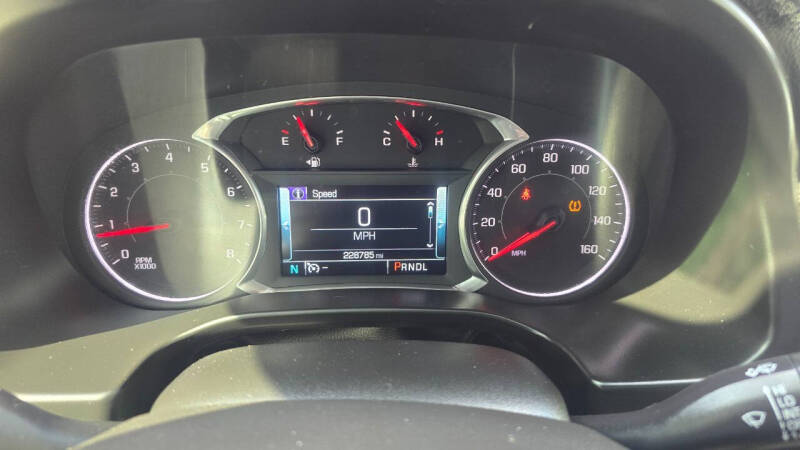 2017 GMC Acadia SLT-1