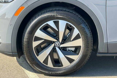 2025 Volkswagen ID.4 Pro