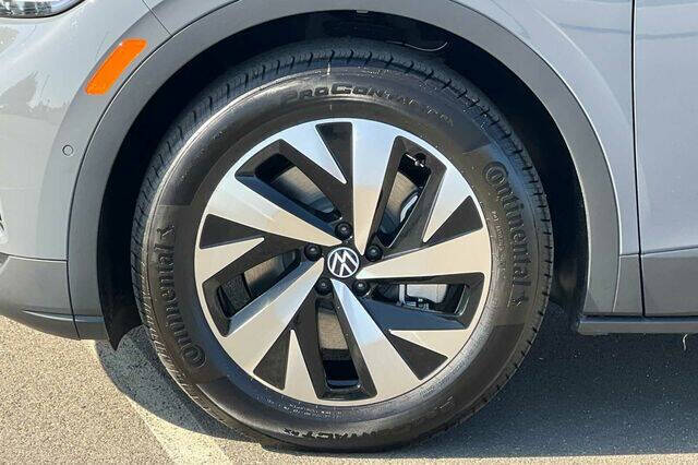 2025 Volkswagen ID.4 Pro