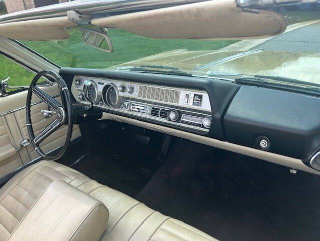 1967 Oldsmobile Cutlass 12