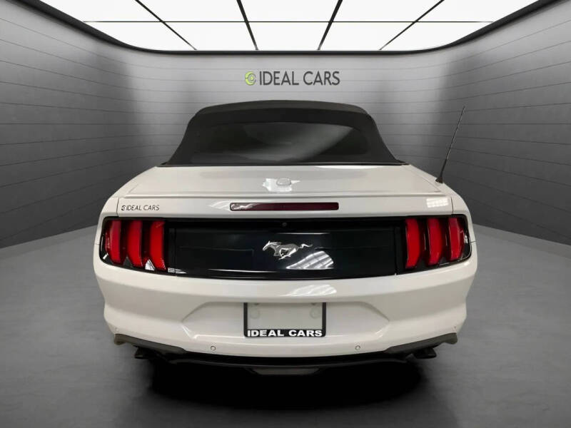 2019 Ford Mustang EcoBoost Premium