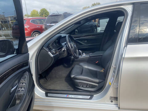 2012 BMW 5 Series 535i