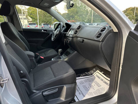 2015 Volkswagen Tiguan S