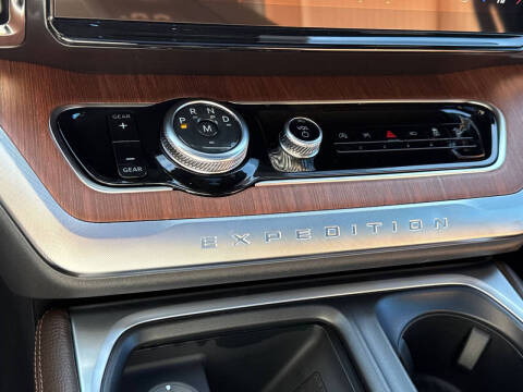 2025 Ford Expedition MAX King Ranch