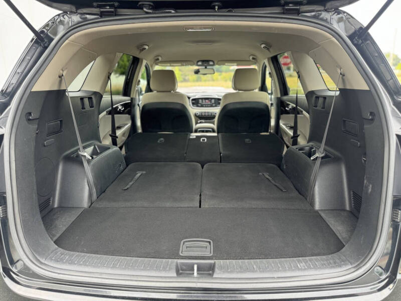 2016 Kia Sorento LX