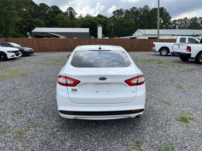 2014 Ford Fusion SE