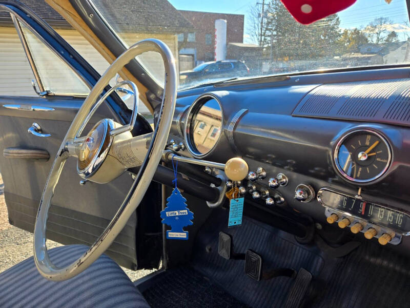 1949 Ford Custom Deluxe