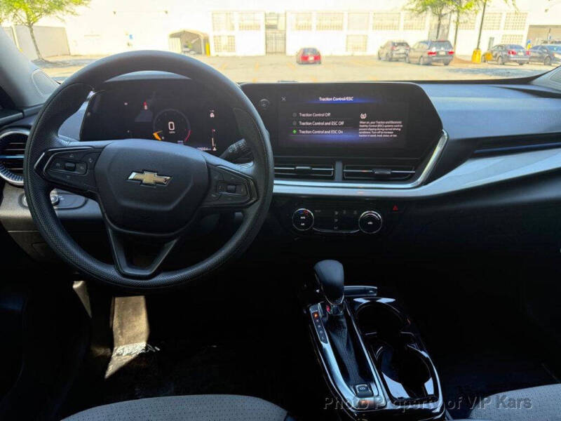 2024 Chevrolet Trax LT