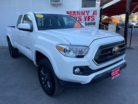 2020 Toyota Tacoma for sale at Manny G Motors in San Antonio TX