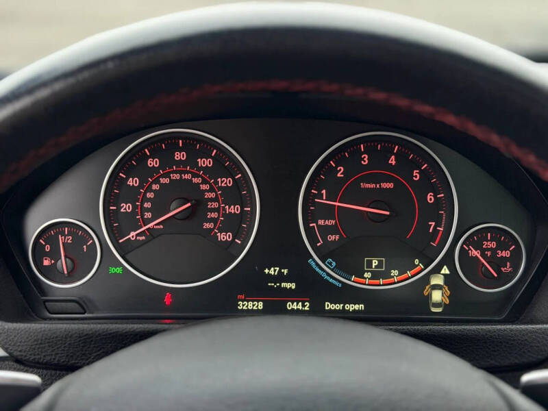 2018 BMW 3 Series 330i xDrive