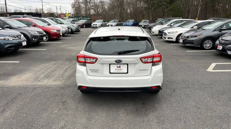 2019 Subaru Impreza 2.0i