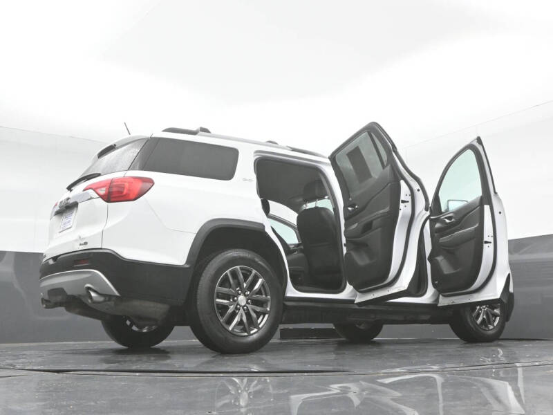 2017 GMC Acadia SLT-1
