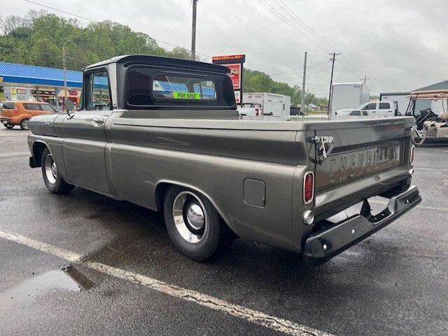 1961 Chevrolet Apache