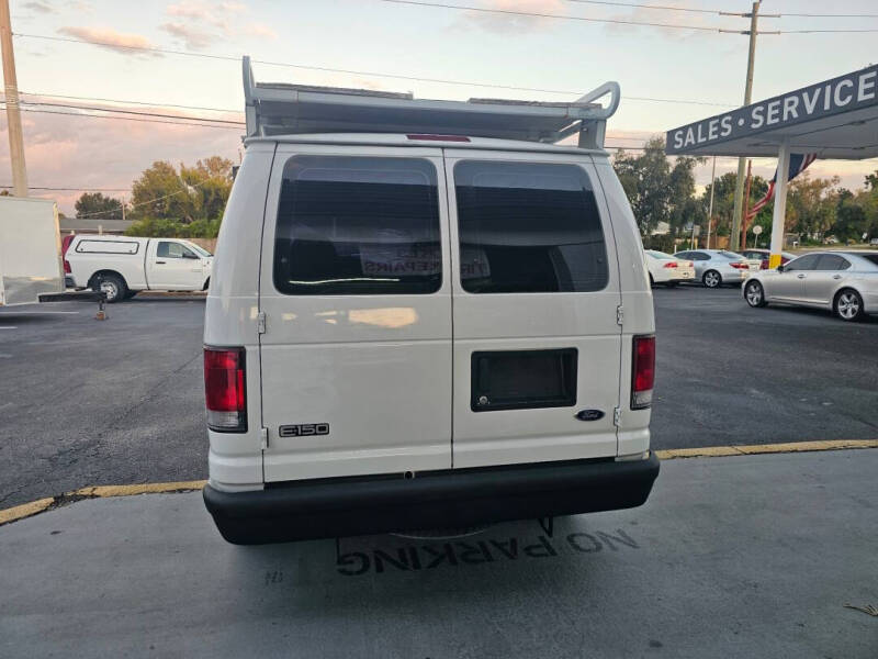 2004 Ford E-Series E-150