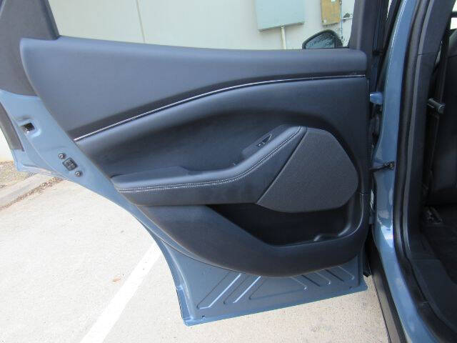 2024 Ford Mustang Mach-E Select