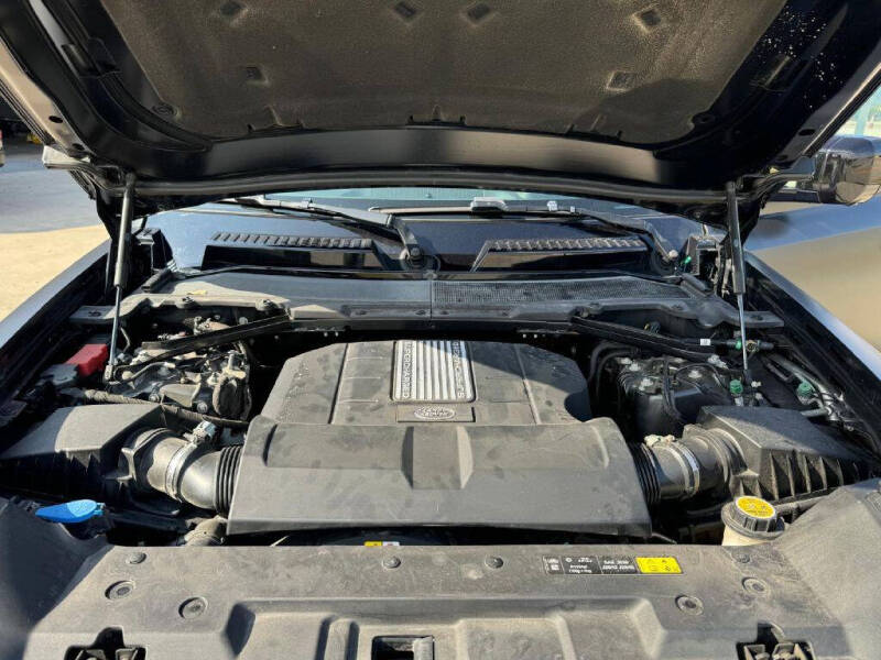 2023 Land Rover Defender 110 V8