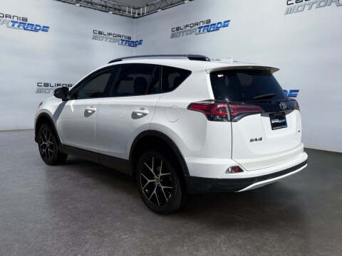 2017 Toyota RAV4 SE