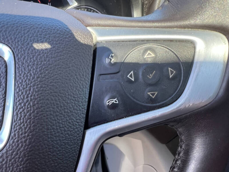 2017 GMC Acadia SLT-1