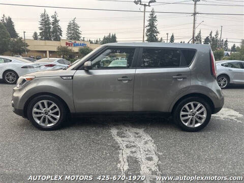 2017 Kia Soul +