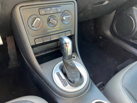 2015 Volkswagen Beetle