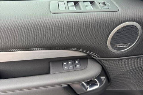 2026 Land Rover Discovery P360 Tempest Edition