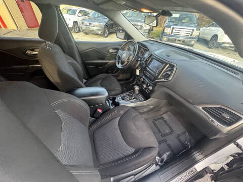 2019 Jeep Cherokee Latitude