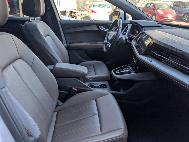 2023 Audi Q4 e-tron quattro Premium Plus 50